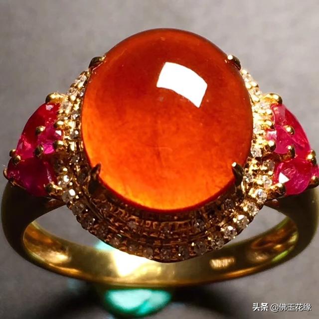 15岁女生怀了爸爸的孩子怎么办